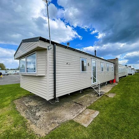 Great 6 Berth Caravan Nearby The Beach In Walton-On-The-Naze Ref 17181X Eksteriør bilde