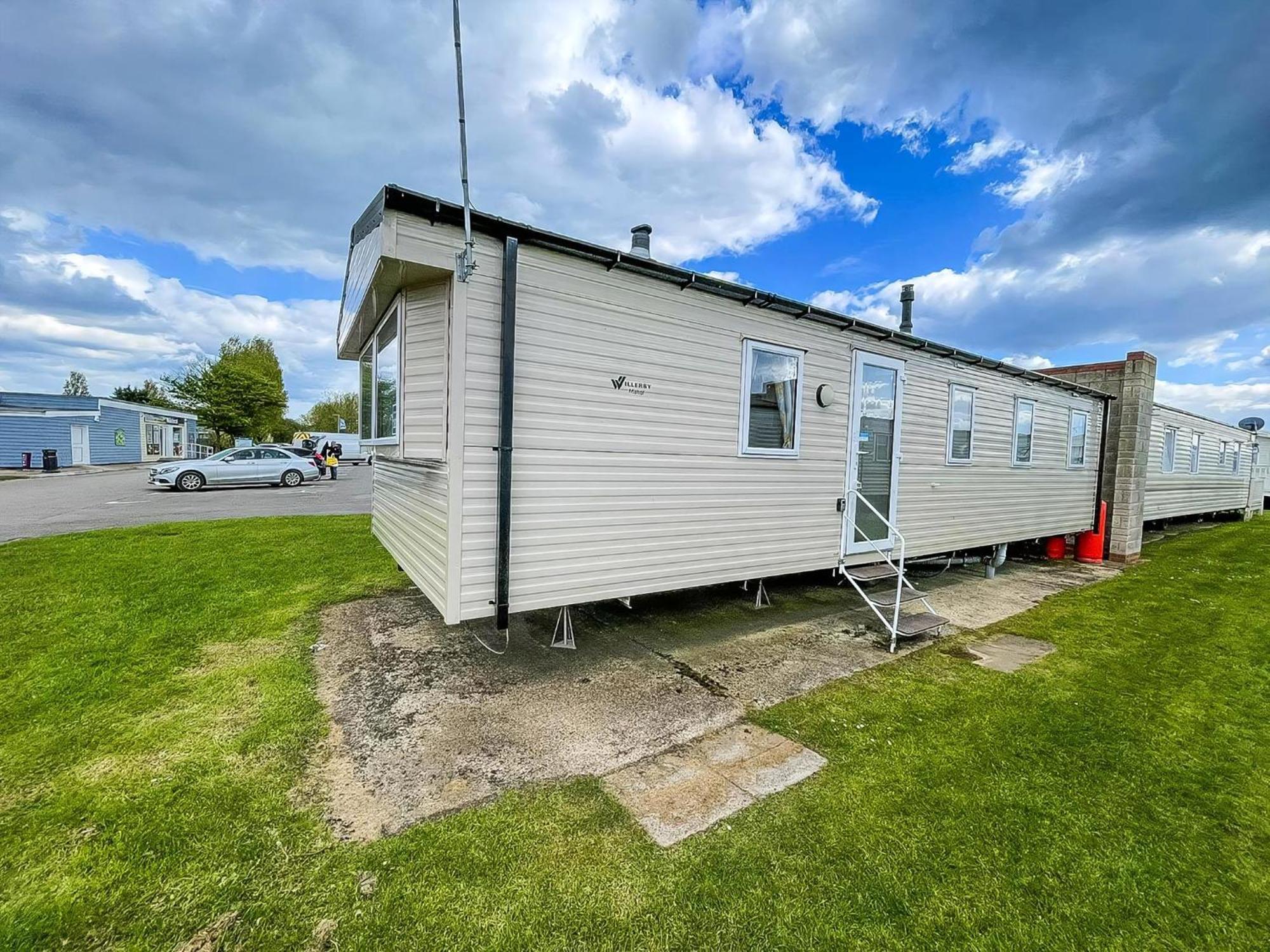 Great 6 Berth Caravan Nearby The Beach In Walton-On-The-Naze Ref 17181X Eksteriør bilde
